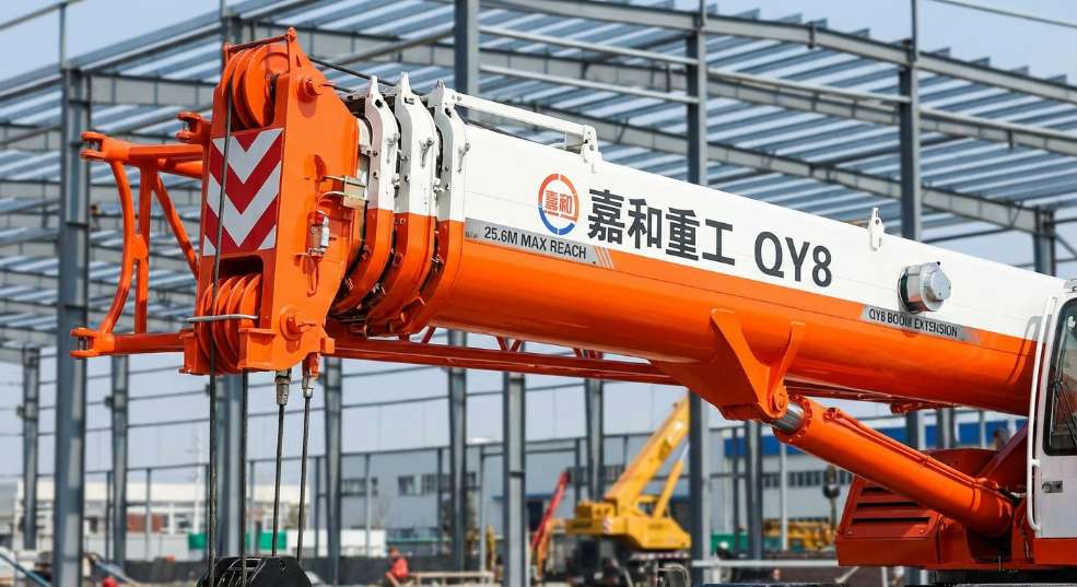 嘉和重工 QY8 起重机