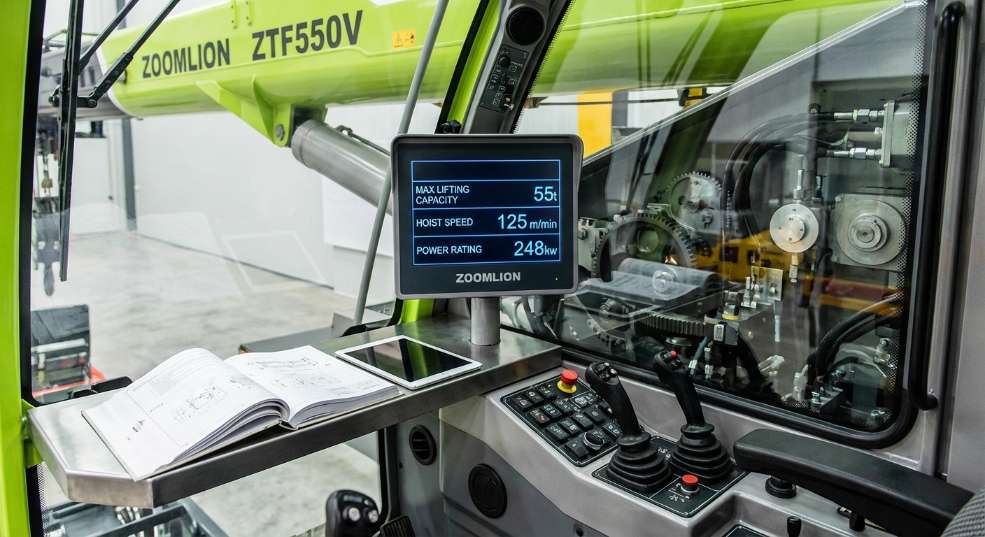 中联重科 ZTF550V 起重机