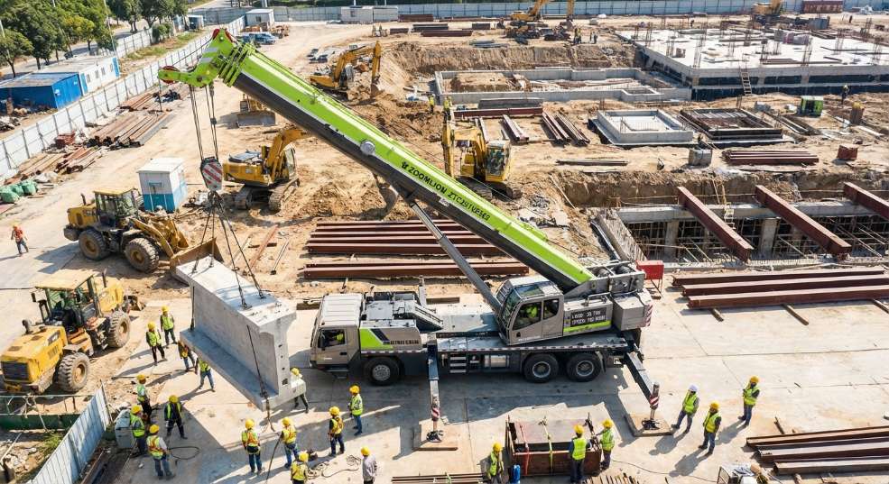 中联重科 ZTC251VE562 起重机