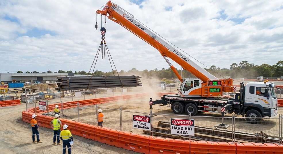 成龙威 CLQ5310JSQX 起重机