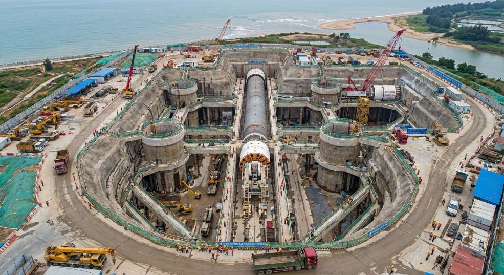 环北部湾广东水资源配置工程 “粤海环北2号”盾构机始发