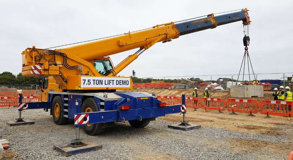 成龙威 CLQ5160JSQ4HN 起重机