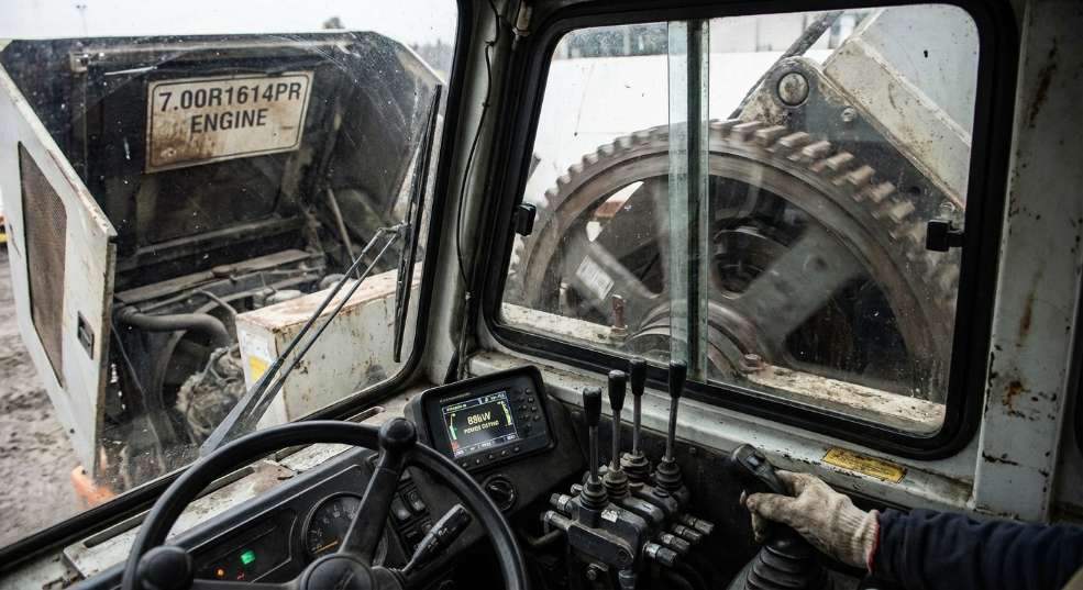 成龙威 CLQ5070JSQ4Q 起重机