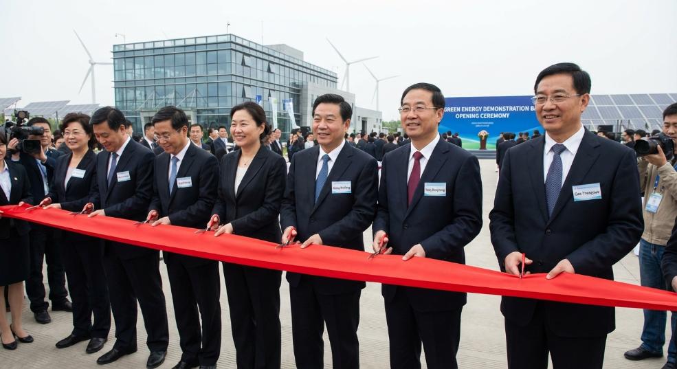徐工集团牵手江苏诚意，打造全国首座绿色低碳新能源示范基地