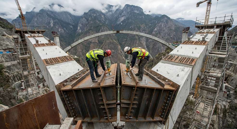 世界最大跨径悬浇拱桥――古金高速水落河特大桥完成拱圈合龙 世界最大跨径悬浇拱桥――古金高速水落河特大桥完成拱圈合龙