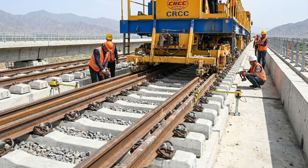铁建重工轨道系统助力汕汕高铁建设