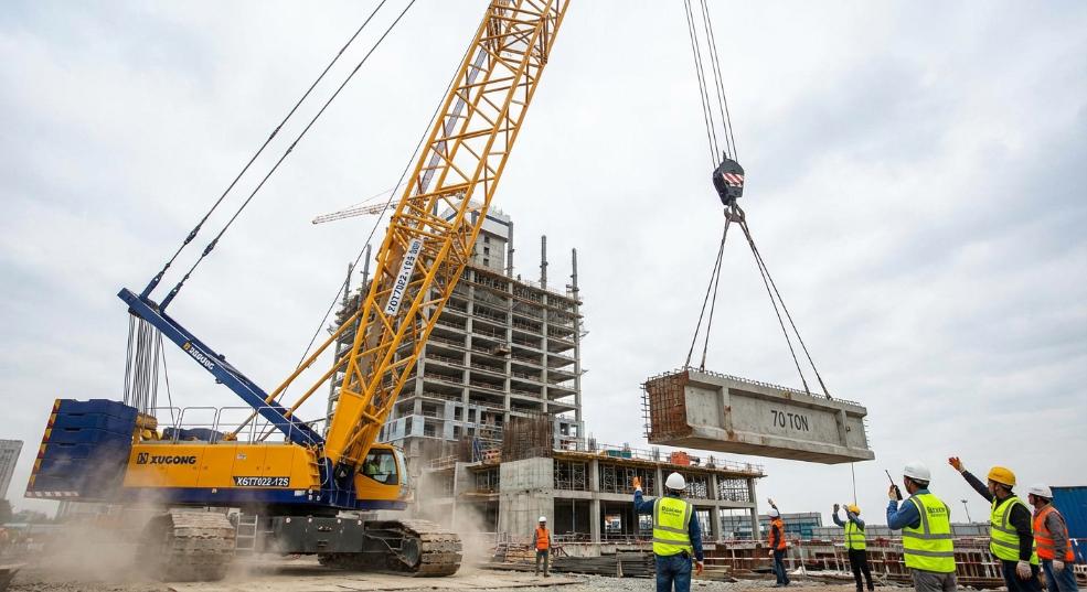 徐工 XGT7022-12S 起重机