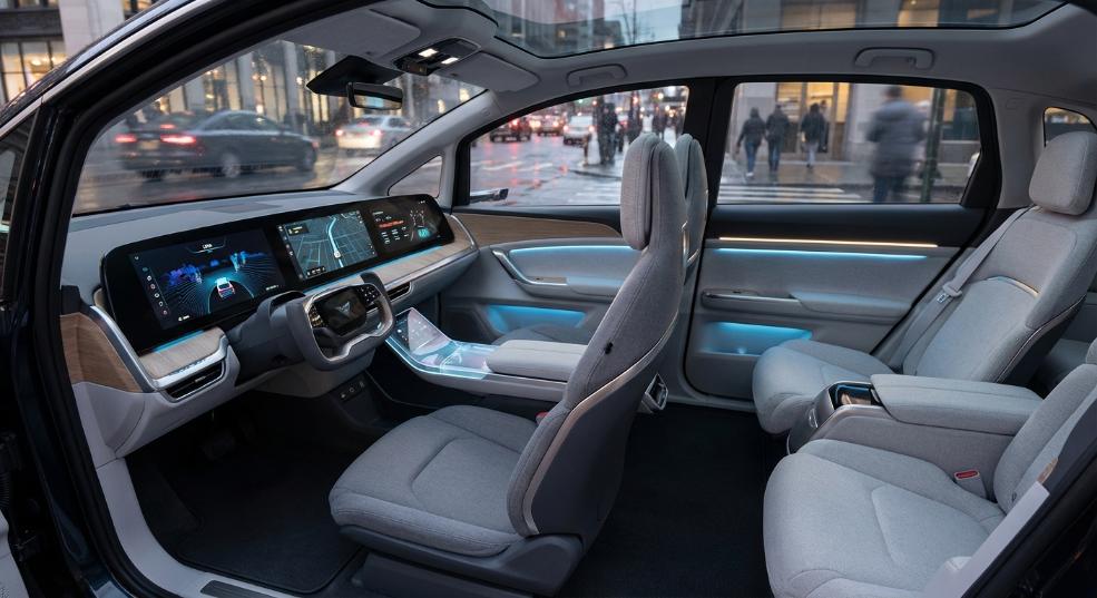 浦东新区无驾驶人智能网联汽车创新应用立法表决通过