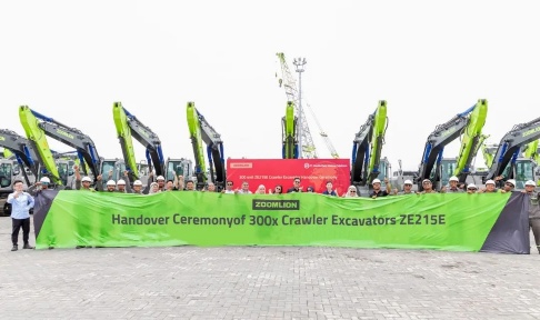 印尼客户一次性采购中联重科300台挖掘机