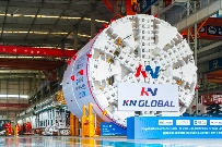 中铁装备出口韩国8.98m大直径泥水平衡盾构机下线