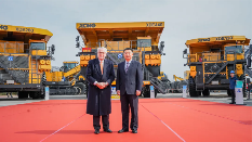 重磅！徐工起重机批量进驻智利“百年铜矿”